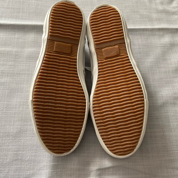 Umbro Sneakers - Picture 3 of 6